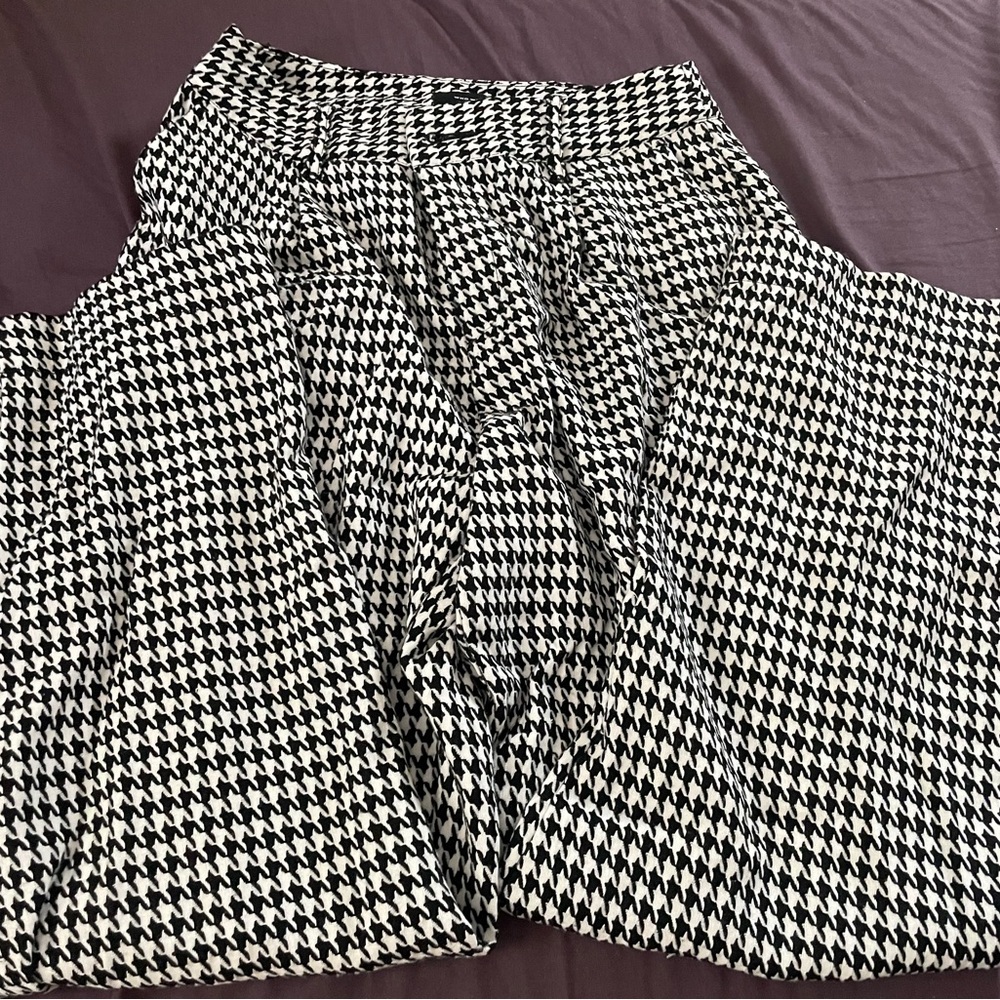 Who What Wear Black and White pants